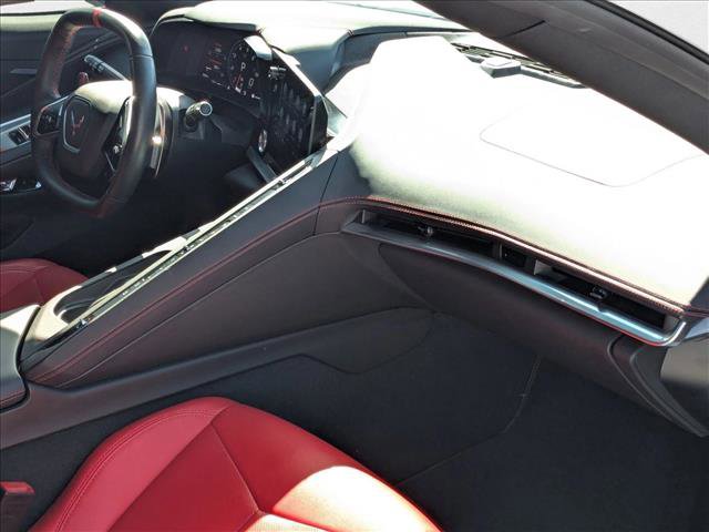 Used 2021 Chevrolet Corvette Stingray Convertible w/ Chrome Exterior Badge Package image 20