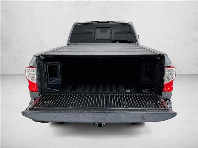 Used 2016 Nissan Titan SL RWD image 30