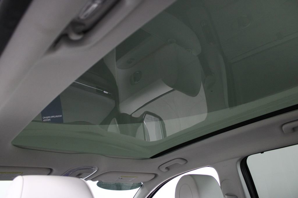 Certified 2022 Hyundai Ioniq 5 Limited w/ Cargo Package image 22