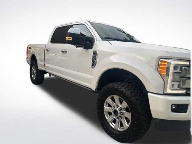 Used 2018 Ford F250 Platinum w/ Platinum Ultimate Package AWD/4WD image 4
