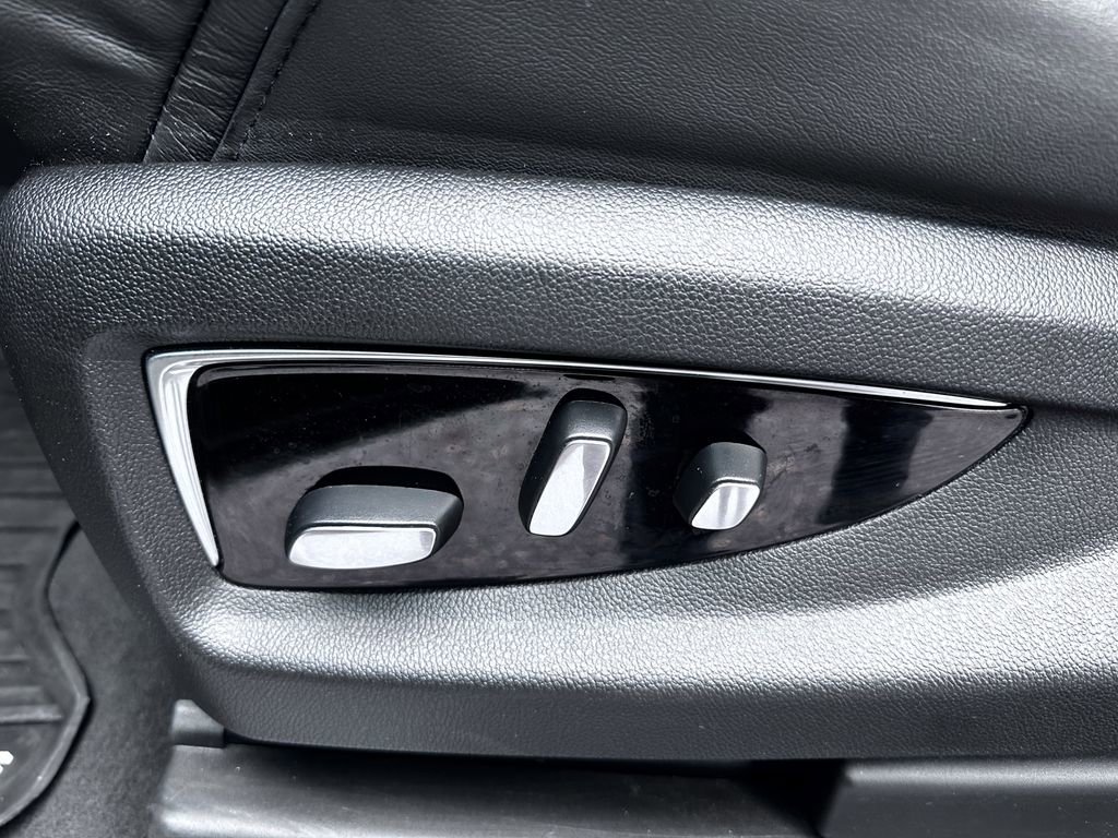 Used 2020 Cadillac Escalade Luxury image 20