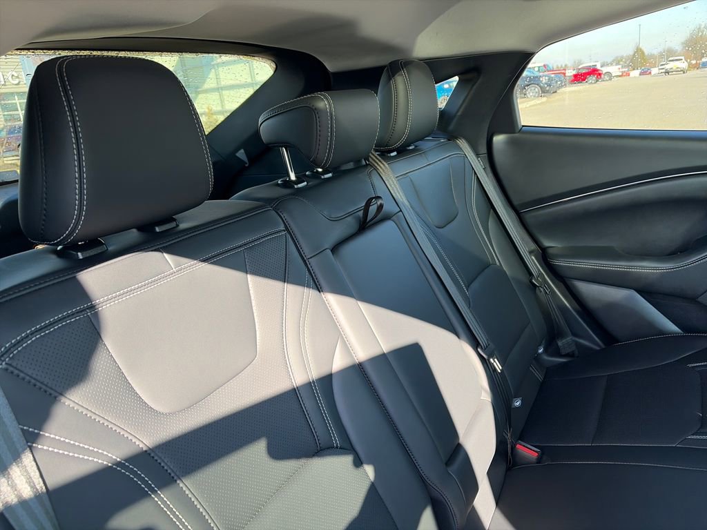 Used 2025 Ford Mustang Mach-E Premium image 41