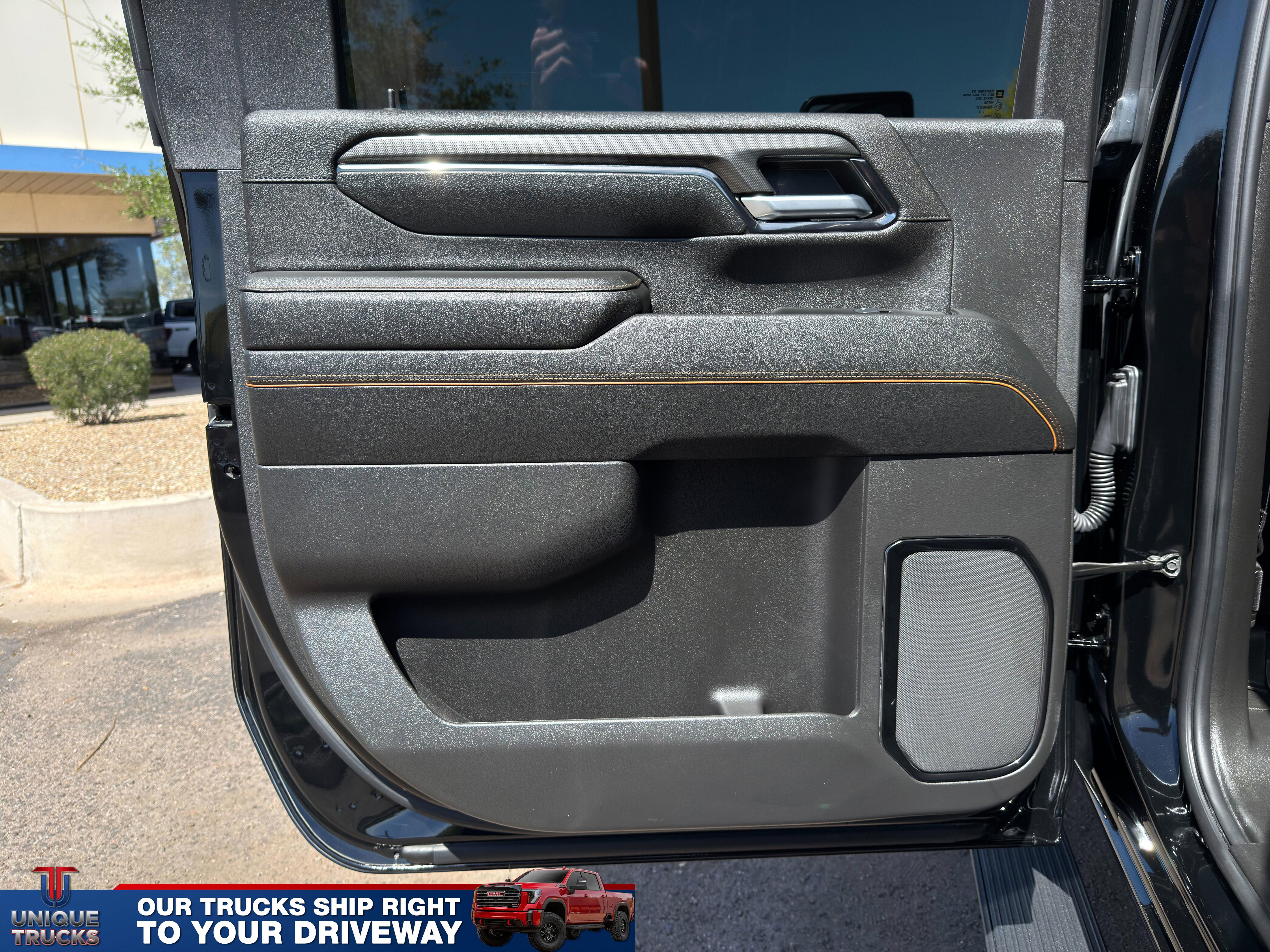 Used 2024 GMC Sierra 2500 AT4 w/ AT4 Premium Plus Package AWD/4WD image 20