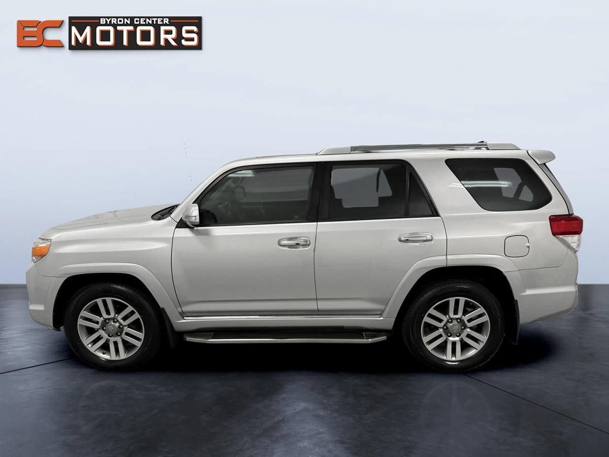Used 2013 Toyota 4Runner Limited AWD/4WD image 3