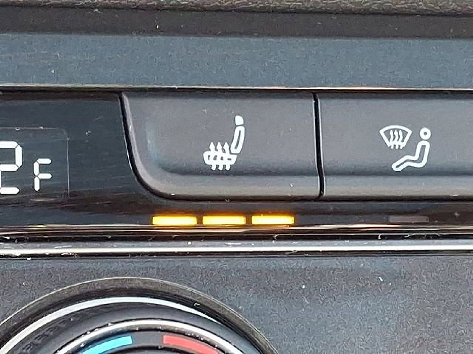 Used 2021 Volkswagen Tiguan SE w/ Panoramic Sunroof Package image 27