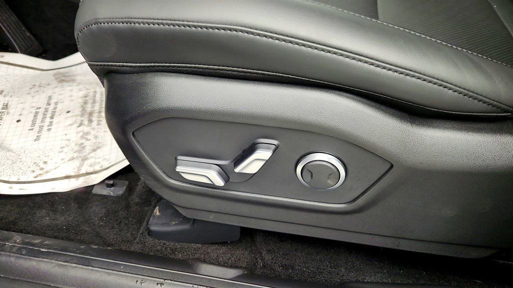 Used 2026 Hyundai Santa Fe SEL image 10