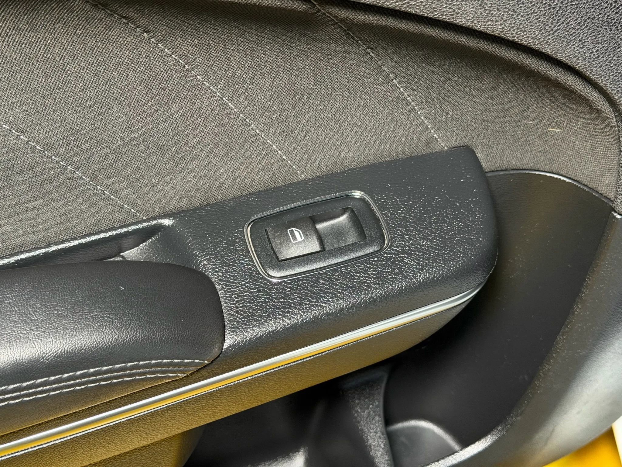 Used 2016 Dodge Charger R/T w/ Navigation & Travel Group image 19