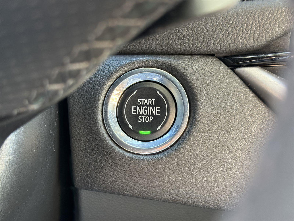 Used 2024 Cadillac XT4 Sport AWD/4WD image 16