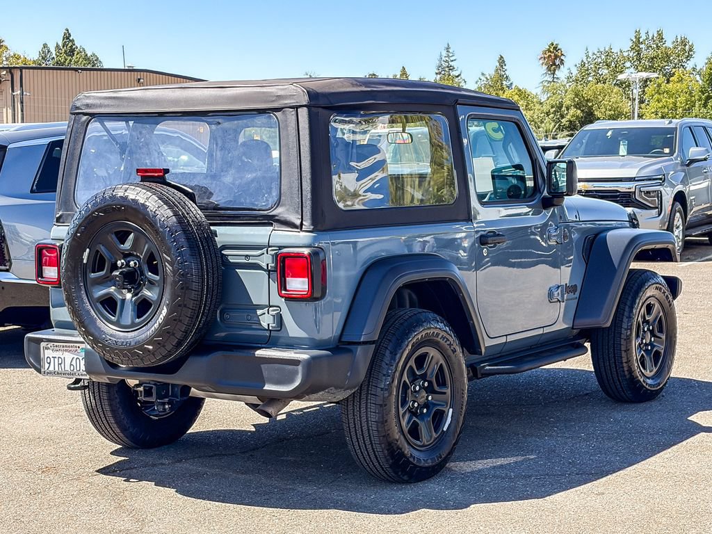 Used 2025 Jeep Wrangler Sport AWD/4WD image 4