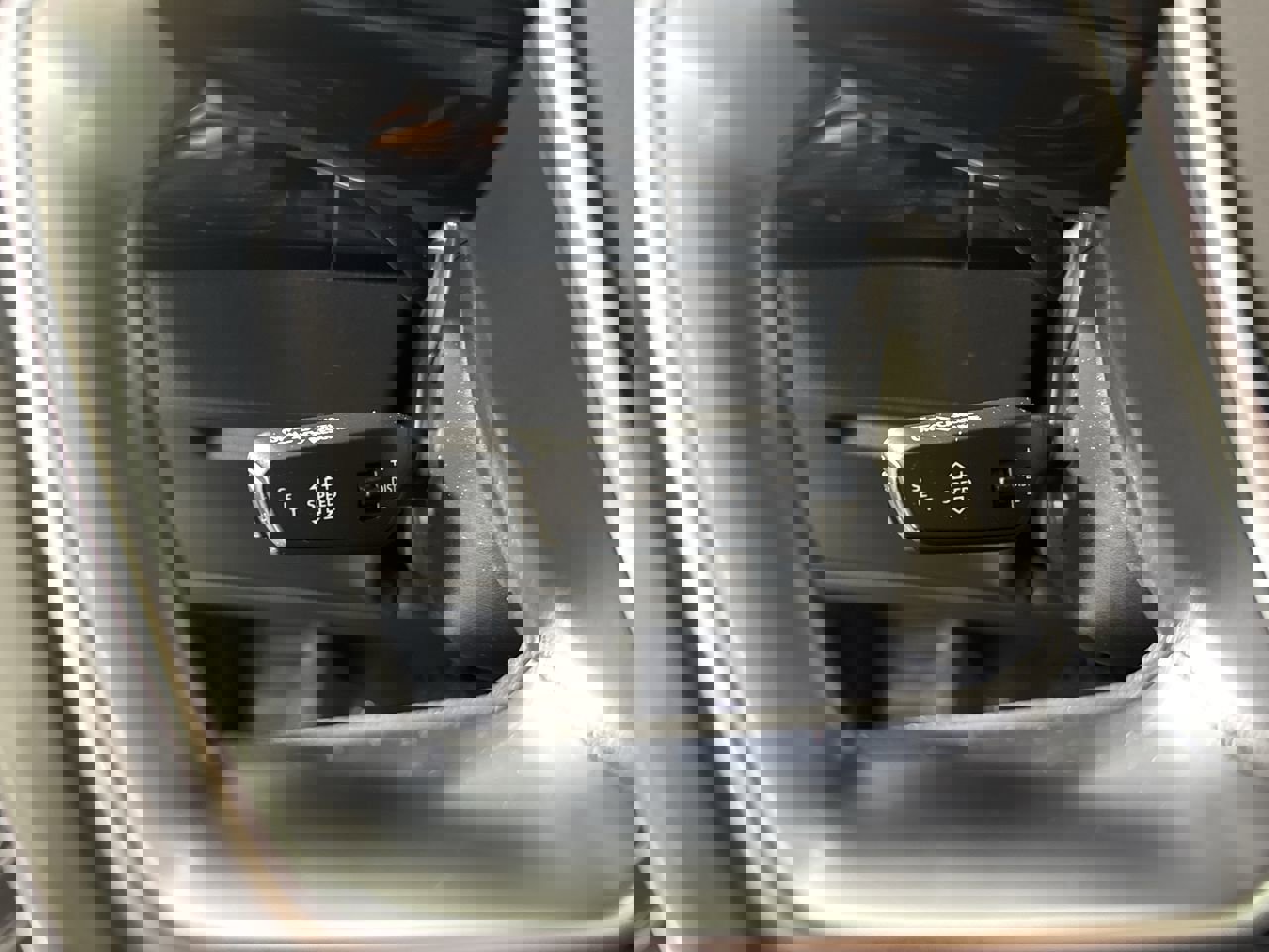 Used 2020 Audi e-tron Premium Plus image 22