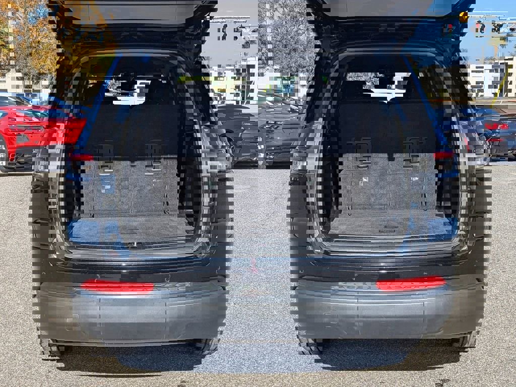 Used 2021 Jeep Grand Cherokee L Limited image 8