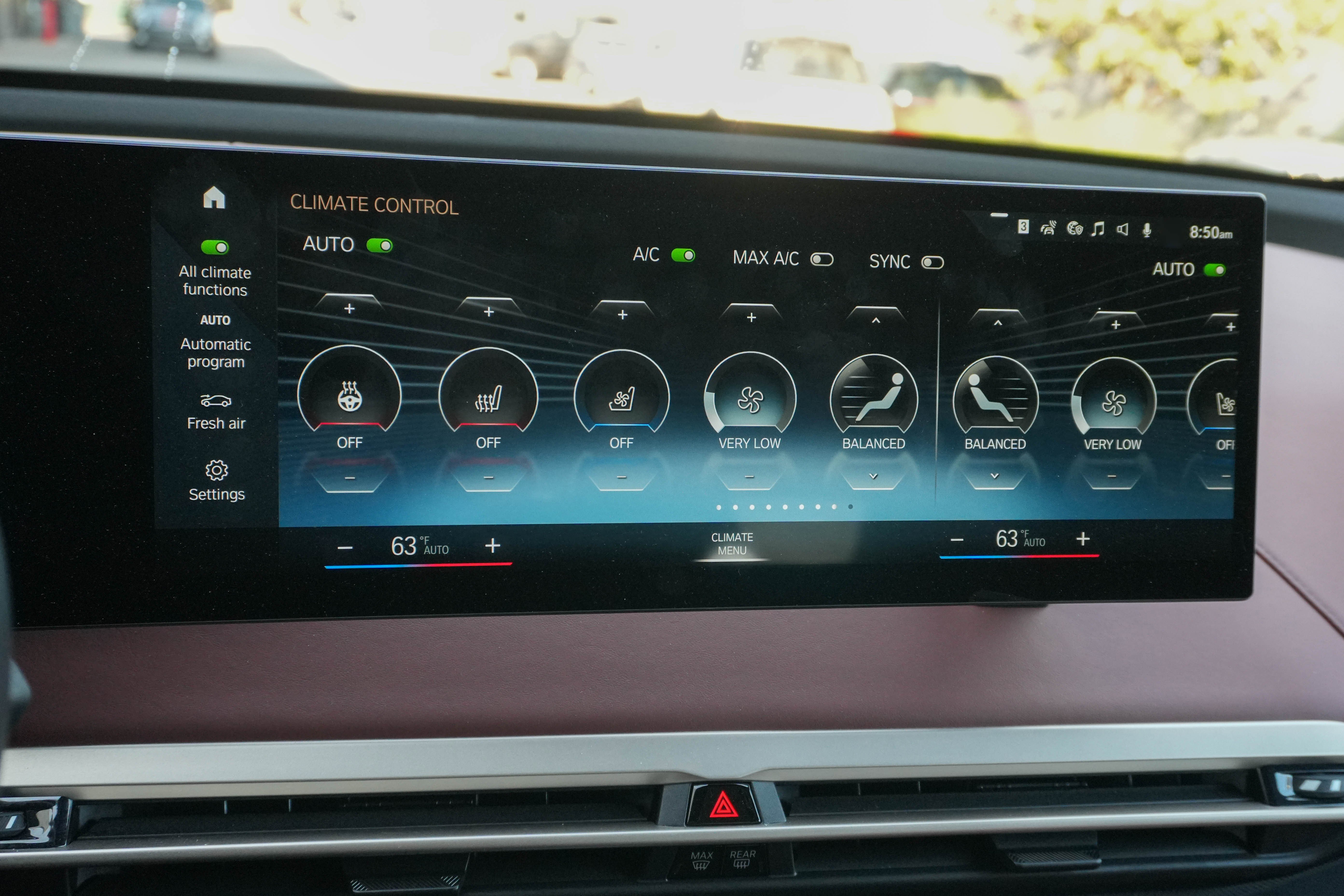 Certified 2023 BMW iX xDrive50 w/ Premium Package AWD/4WD image 23