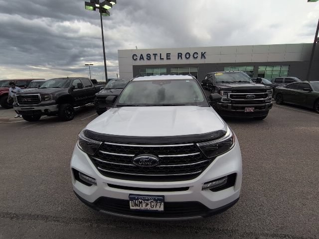 Used 2020 Ford Explorer XLT w/ Equipment Group 202A AWD/4WD image 2