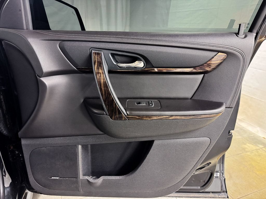 Used 2016 GMC Acadia Denali AWD/4WD image 17