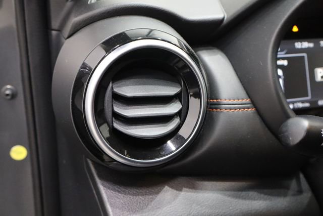 Used 2022 Nissan Kicks SR FWD image 18