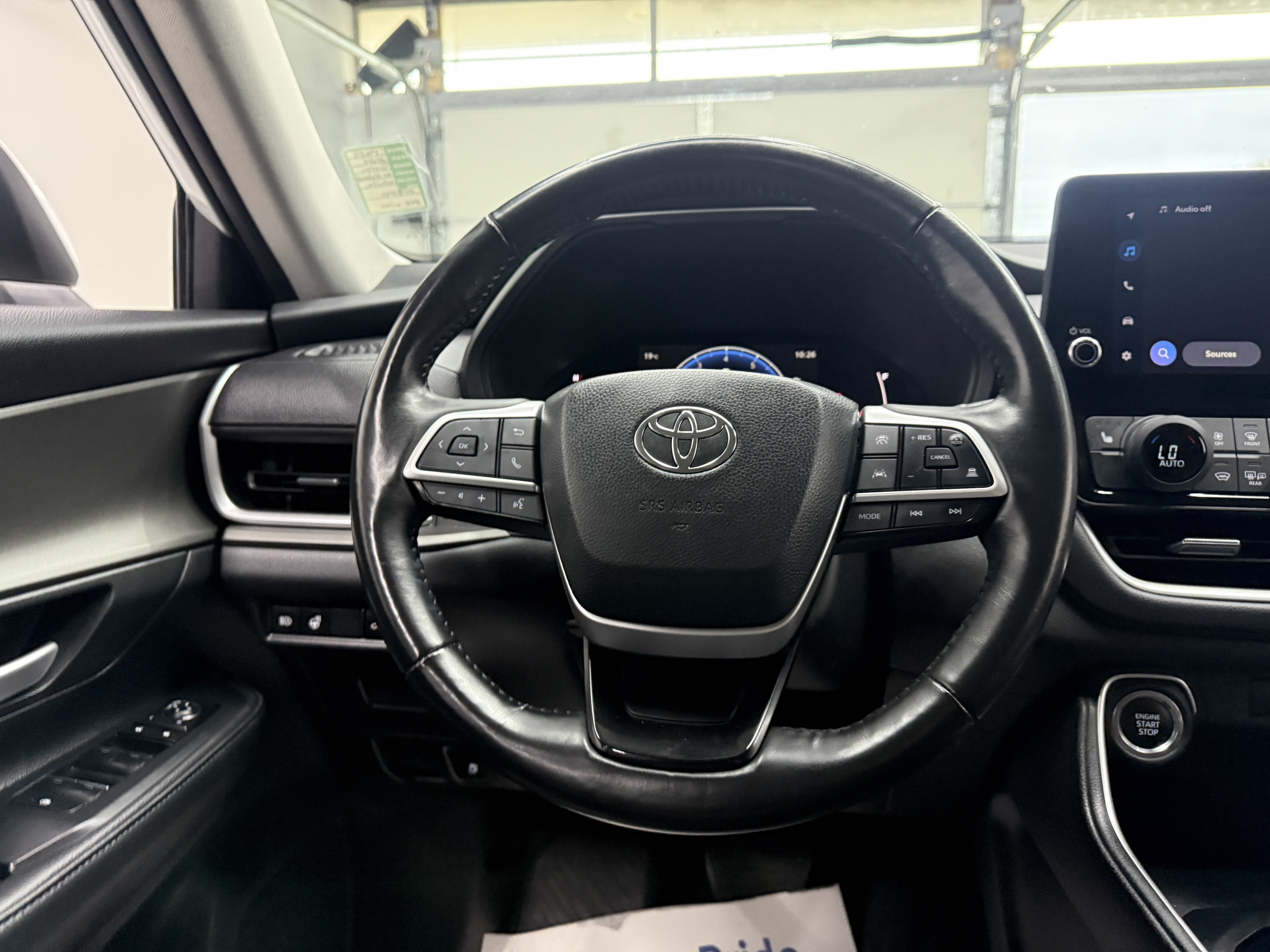 Used 2024 Toyota Grand Highlander AWD image 12