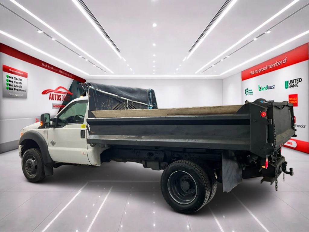 Used 2015 Ford F550 2WD Regular Cab Super Duty image 4