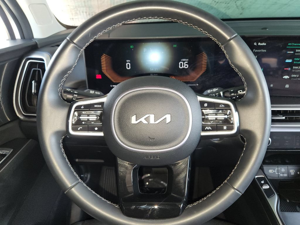 Used 2025 Kia Sorento S w/ Panoramic Sunroof Package AWD/4WD image 26