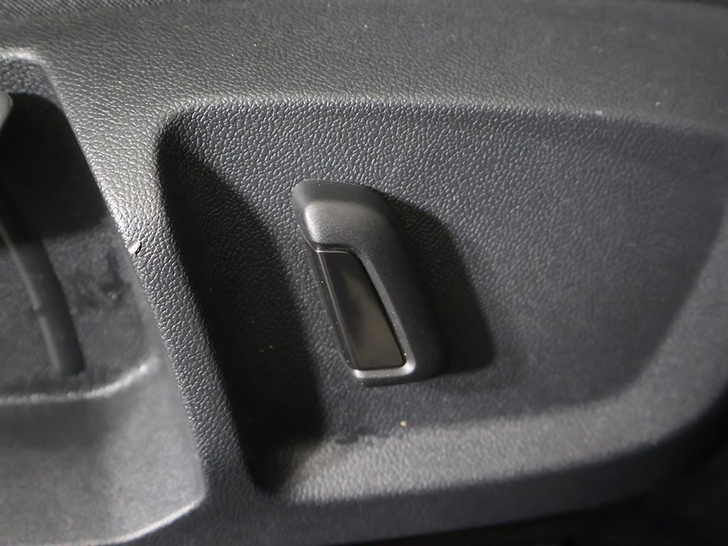 Used 2024 Volkswagen GTI SE image 36