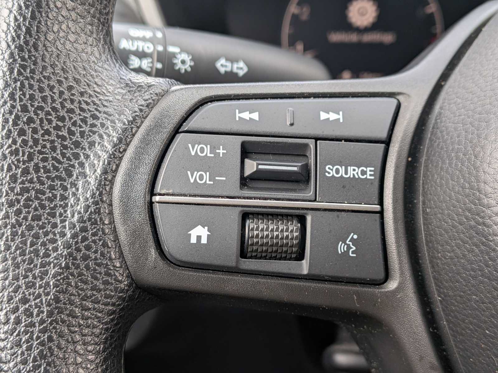 Certified 2023 Honda HR-V LX image 22