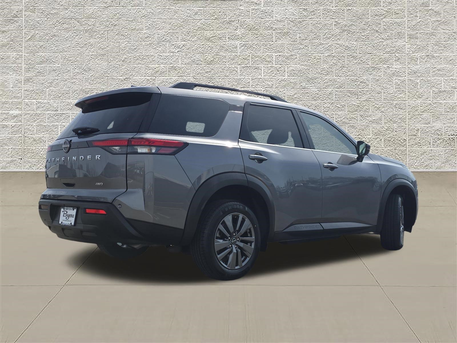 Used 2025 Nissan Pathfinder SV image 7