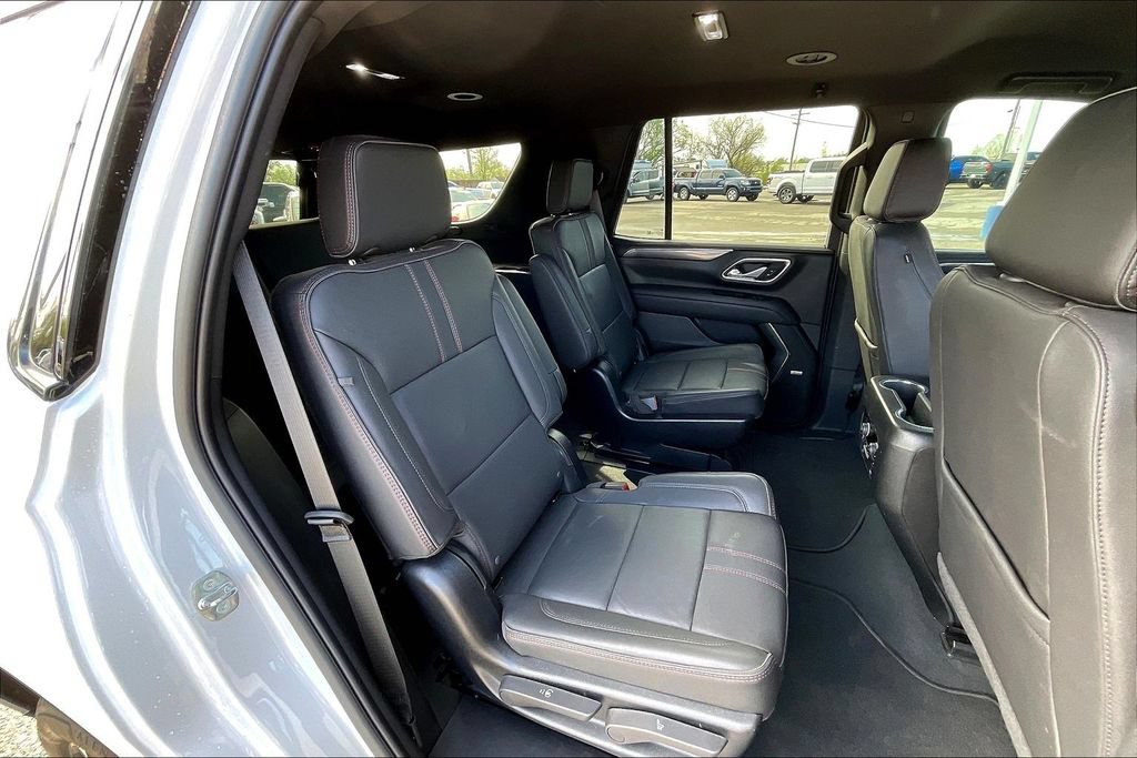 Used 2024 Chevrolet Tahoe RST w/ Luxury Package AWD/4WD image 24
