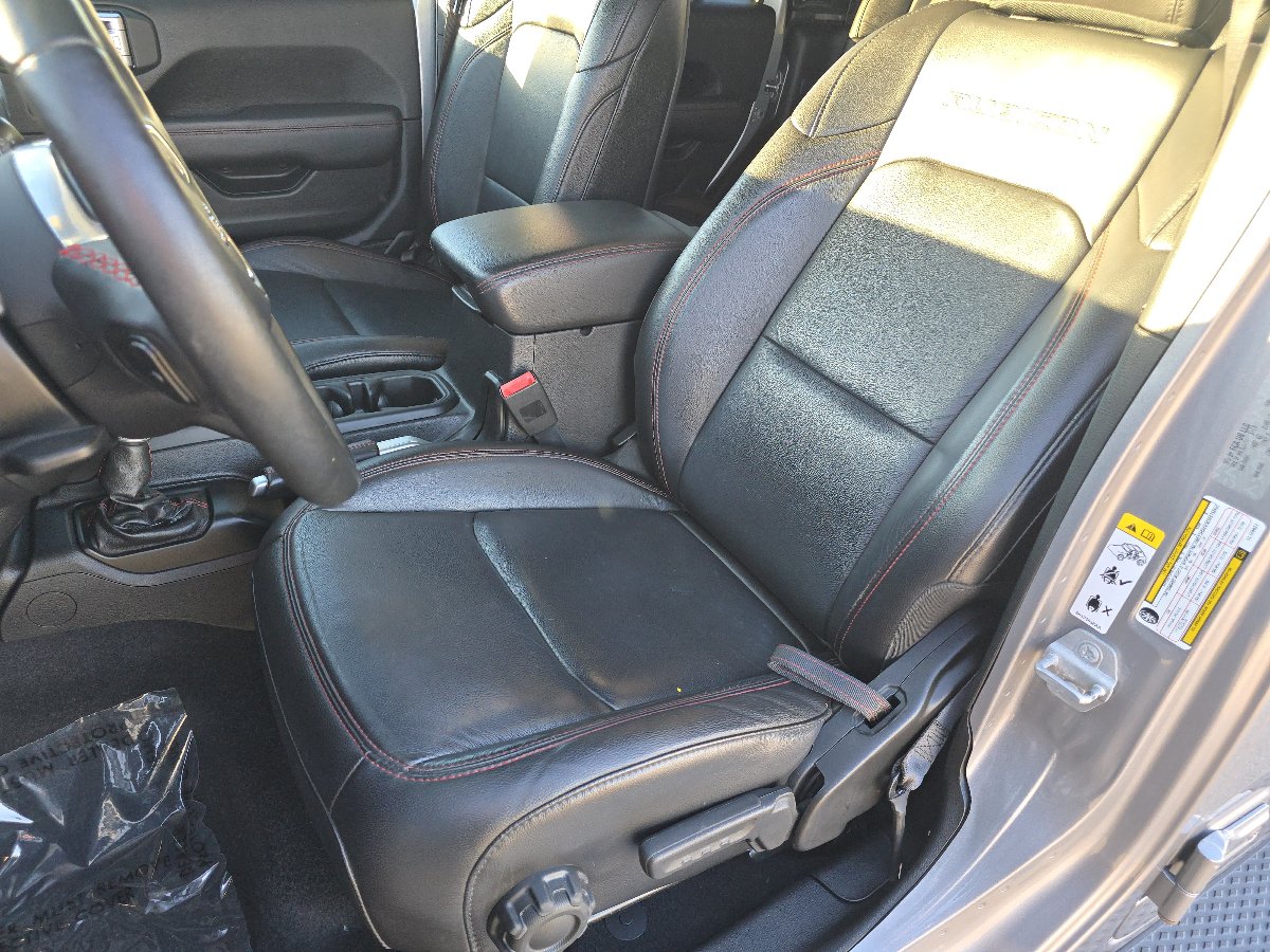 Used 2020 Jeep Gladiator Rubicon AWD/4WD image 30