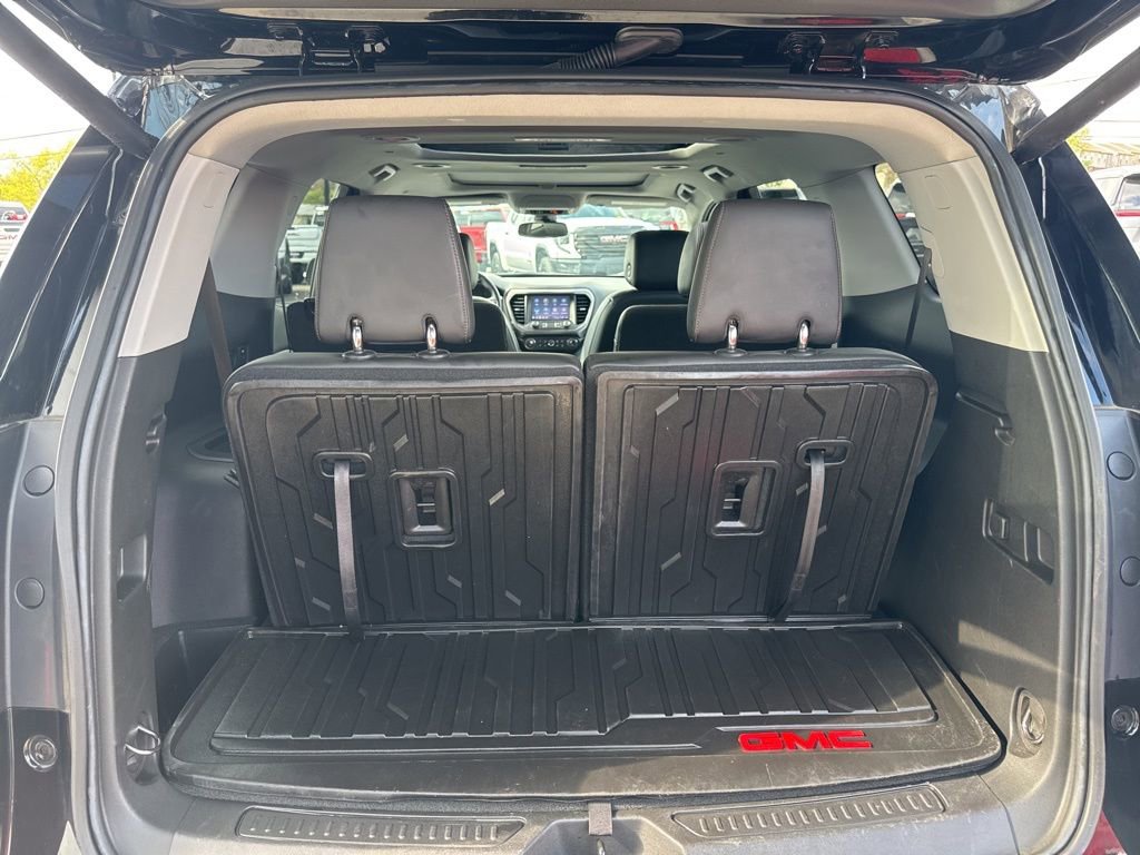 Used 2023 GMC Acadia AT4 w/ Technology Package image 31