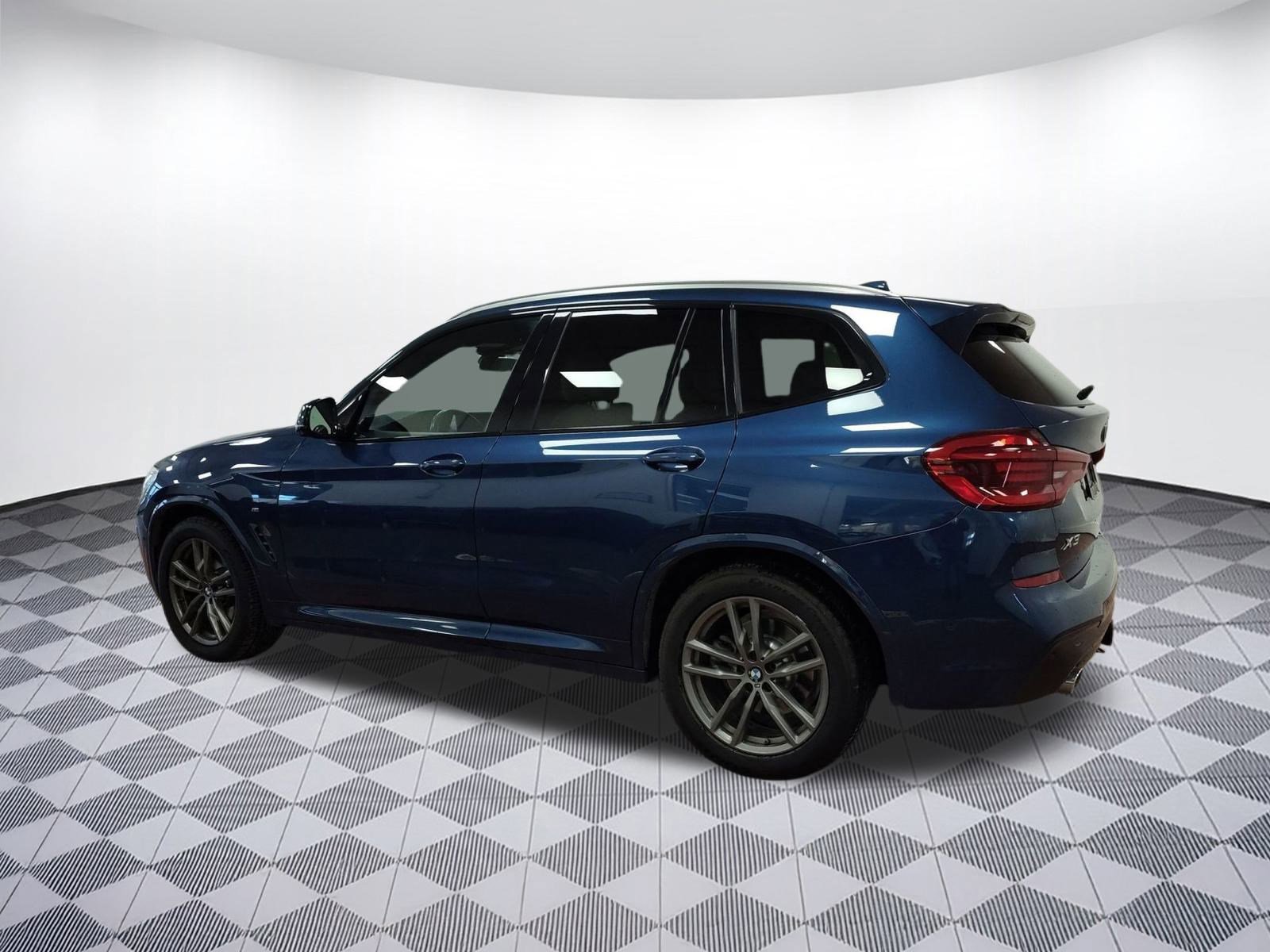 Used 2019 BMW X3 xDrive30i image 3