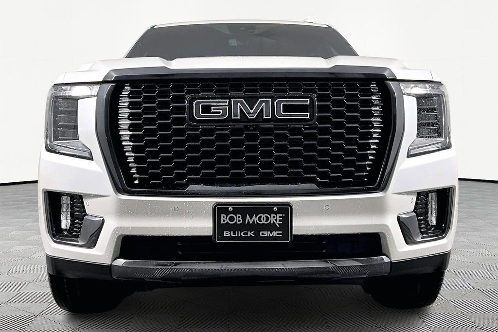 Used 2024 GMC Yukon XL Denali Ultimate image 2