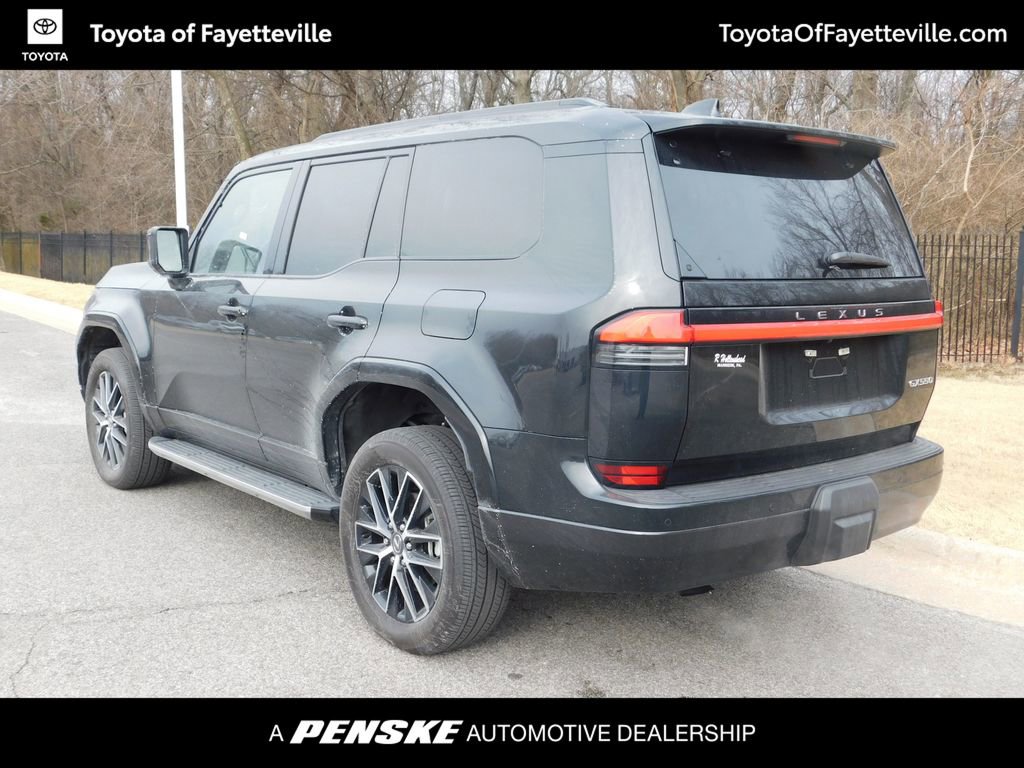 Used 2025 Lexus GX 550 image 10