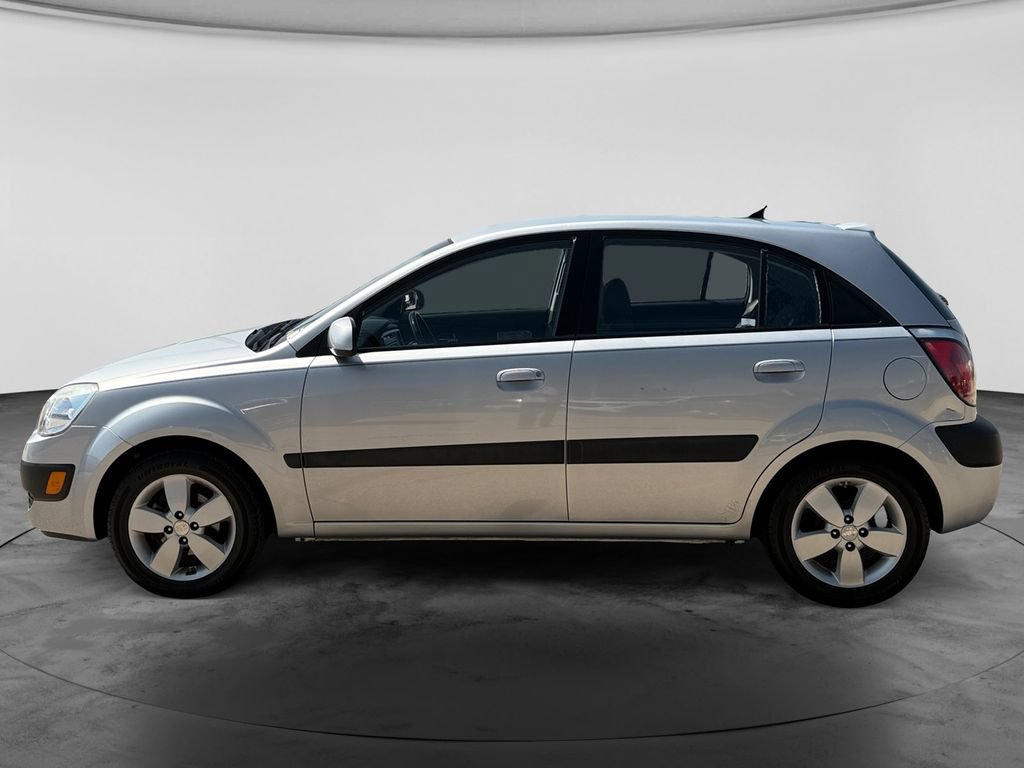 Used 2008 Kia Rio5 FWD image 4