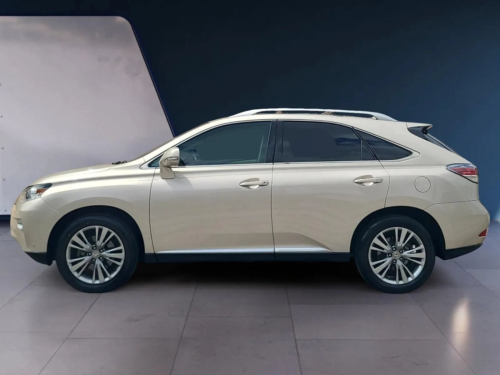 Used 2014 Lexus RX 350 FWD w/ Navigation Package image 2