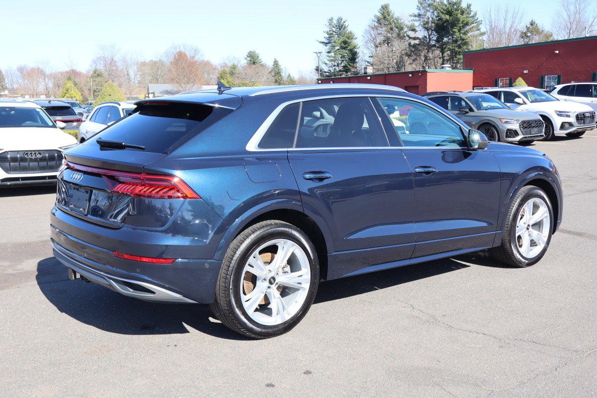 Used 2023 Audi Q8 Prestige w/ Prestige Package image 5