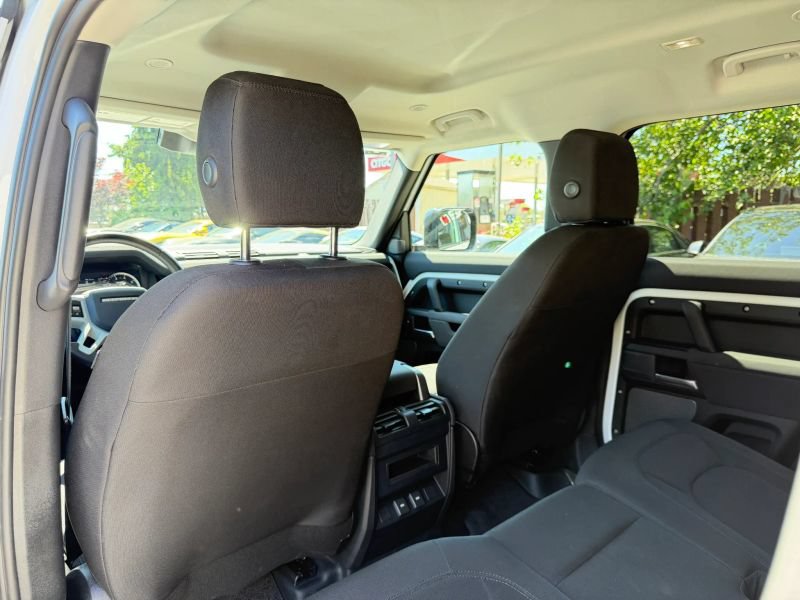 Used 2023 Land Rover Defender 110 AWD/4WD image 17