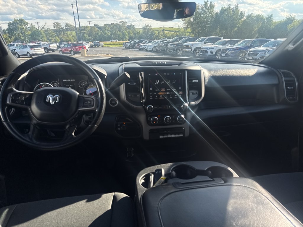 Used 2024 RAM 2500 Tradesman w/ Chrome Appearance Group AWD/4WD image 11