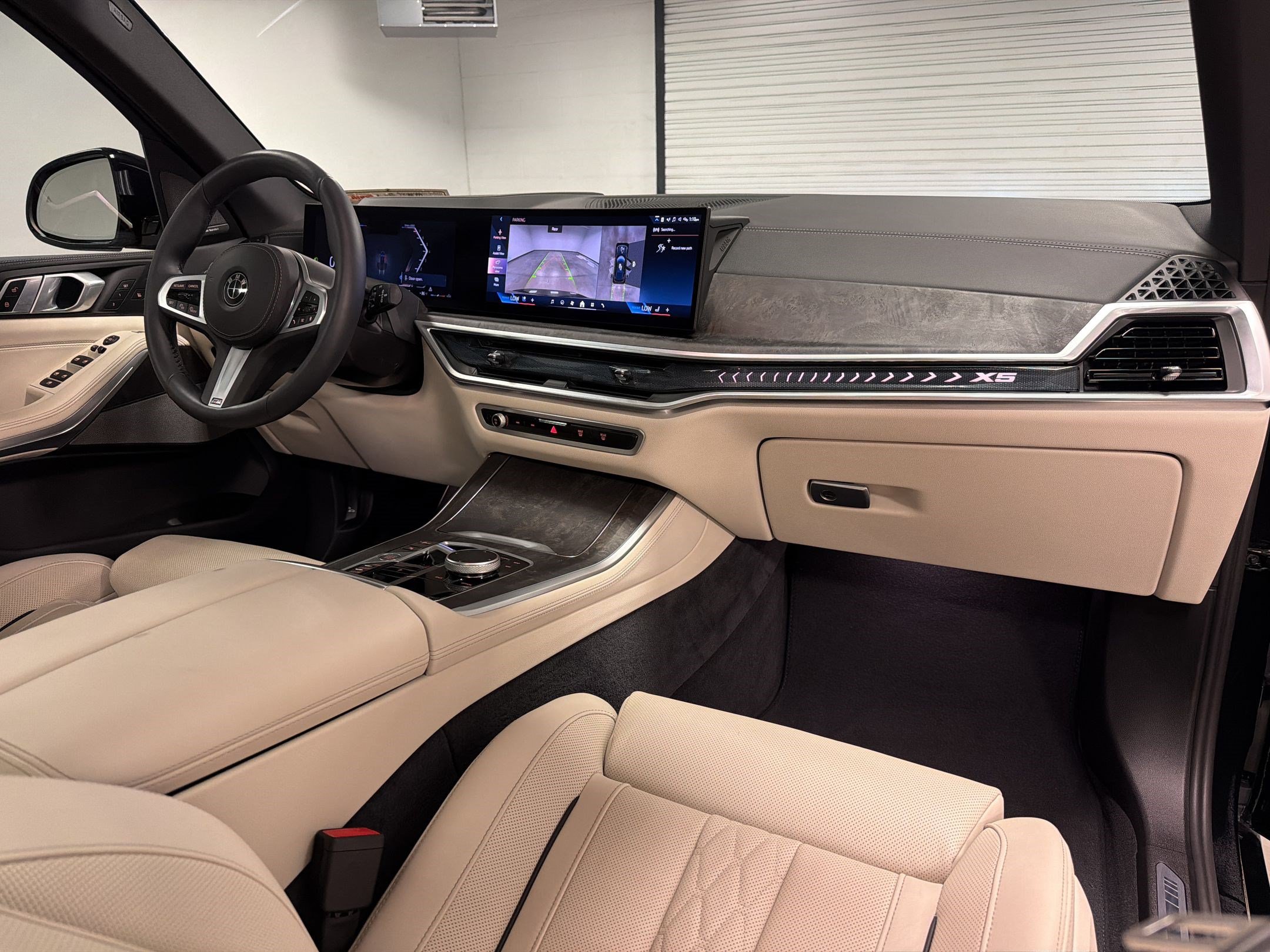 Certified 2025 BMW X5 sDrive40i w/ M Sport Package RWD image 29