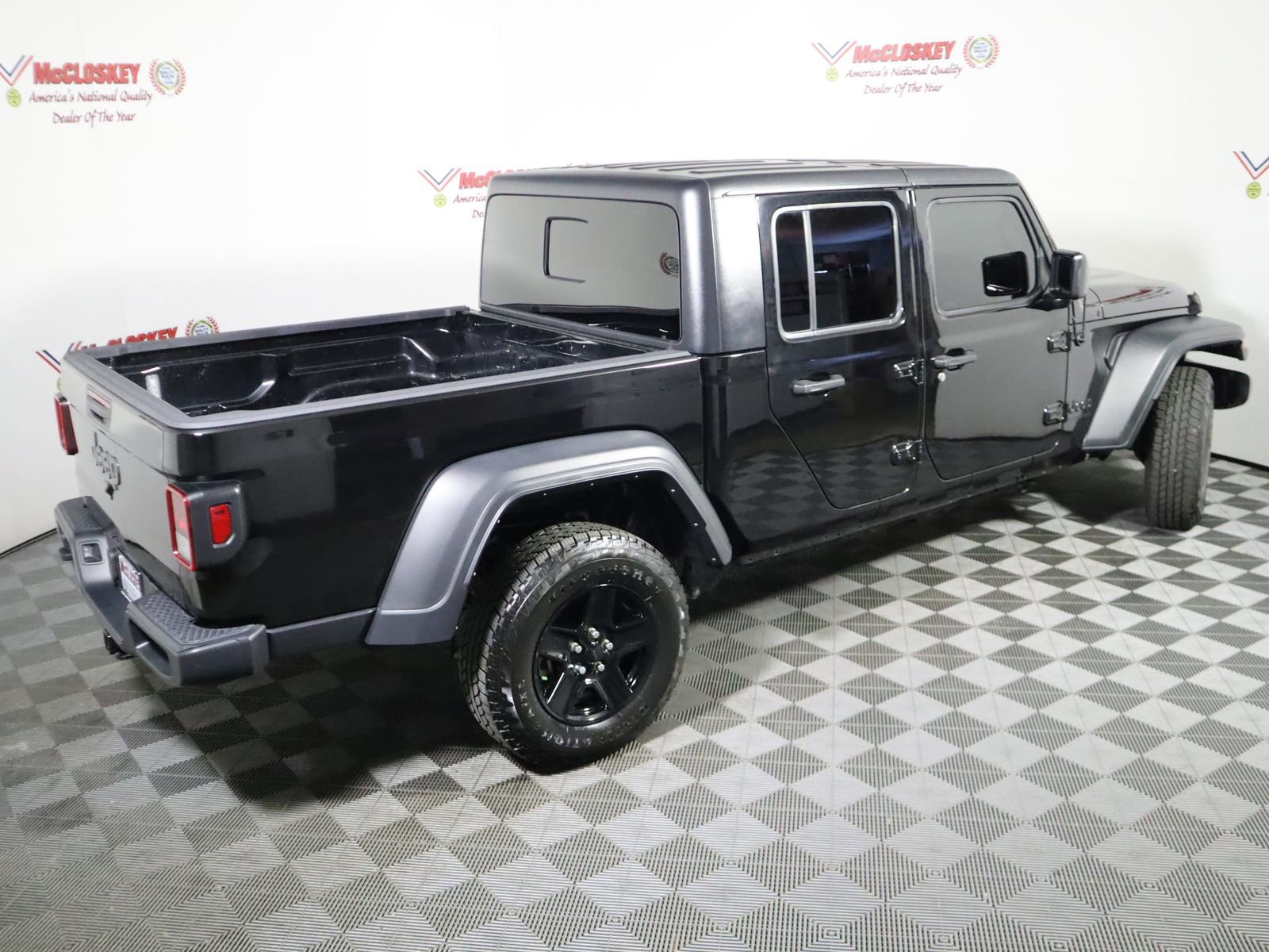 Used 2021 Jeep Gladiator Sport image 4