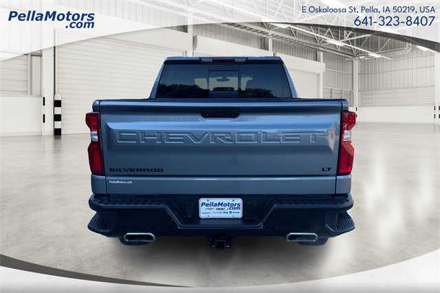 Used 2021 Chevrolet Silverado 1500 LT Trail Boss w/ Convenience Package II image 4
