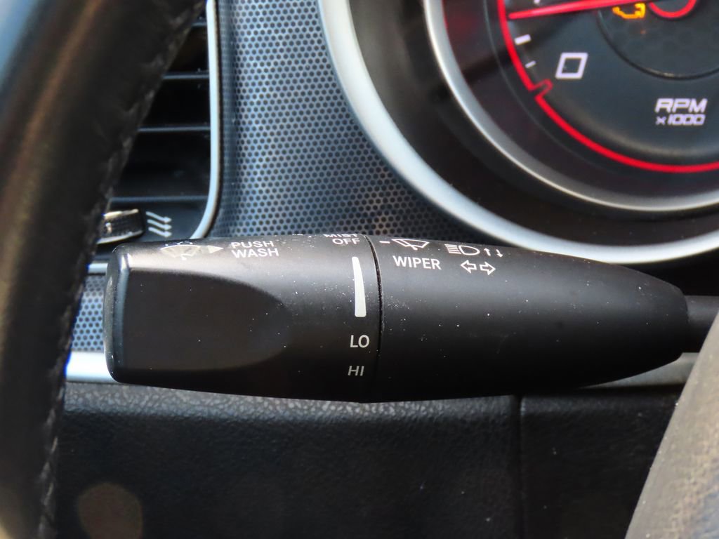 Used 2016 Dodge Charger SXT image 34