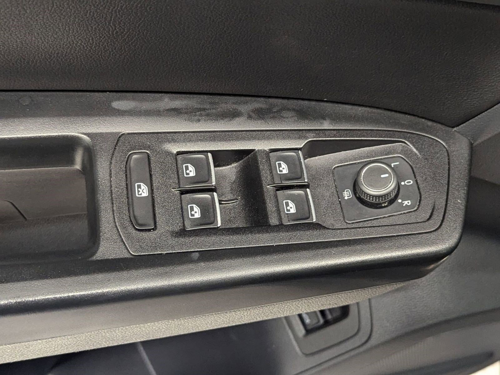 Used 2019 Volkswagen Atlas SEL image 19