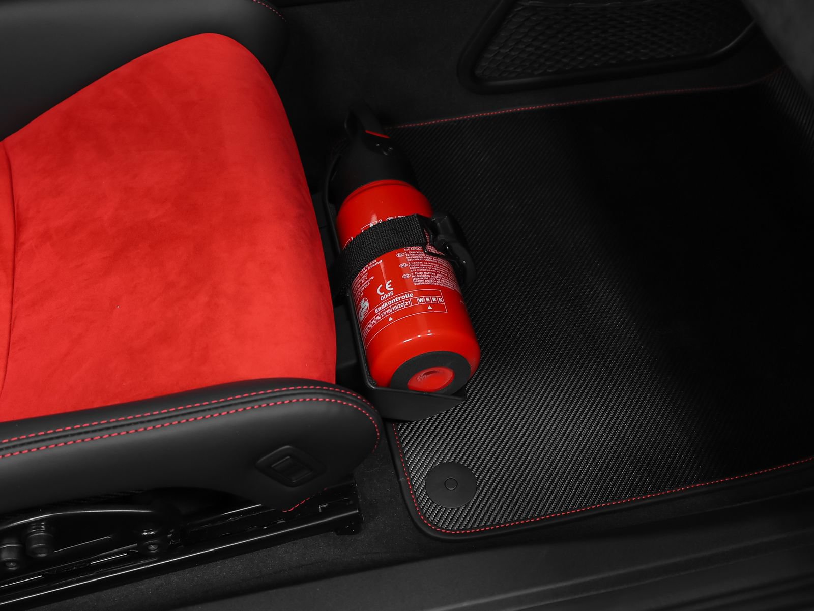 Certified 2018 Porsche 911 GT2 RS RWD image 48