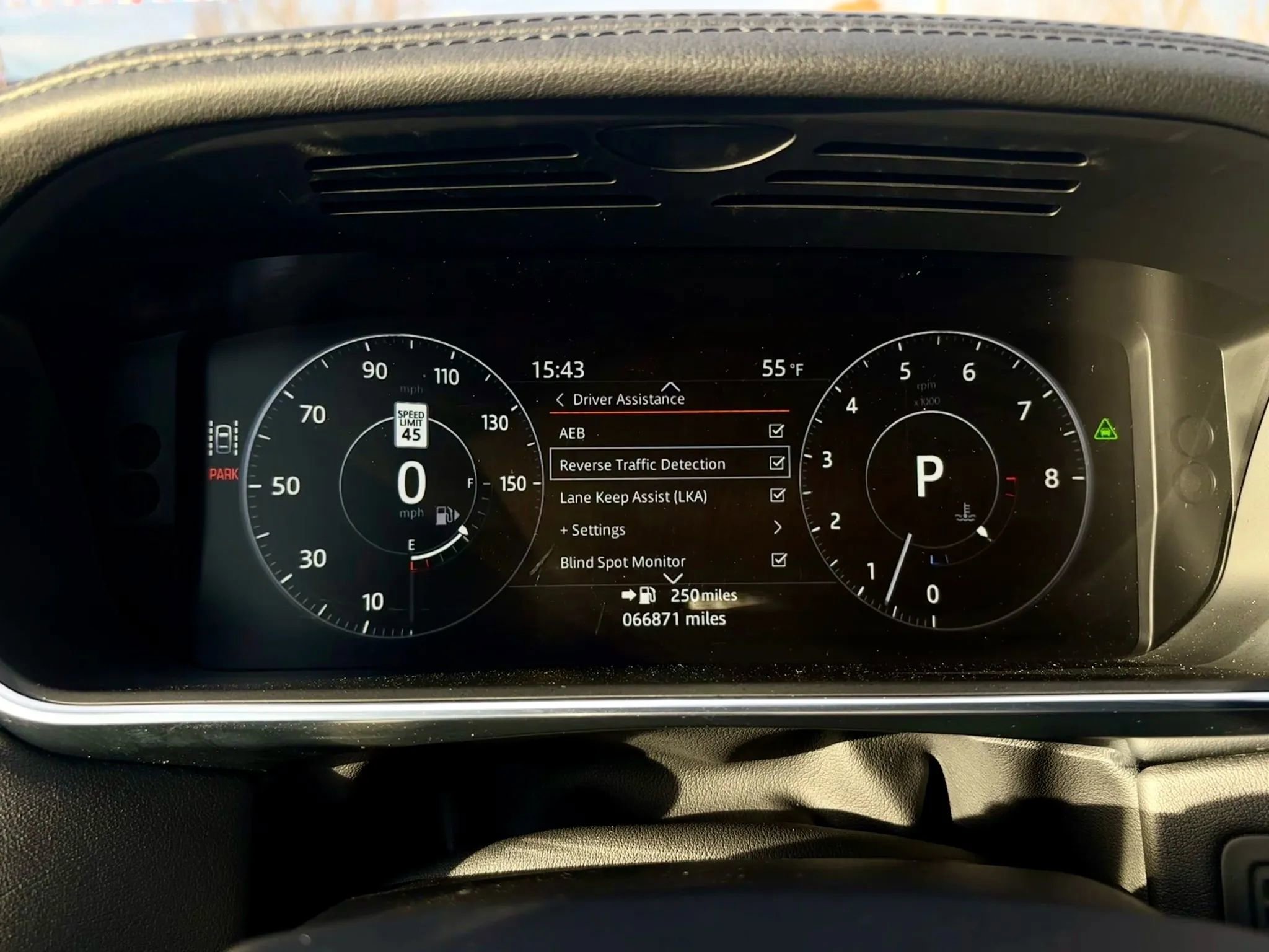 Used 2017 Land Rover Range Rover image 57