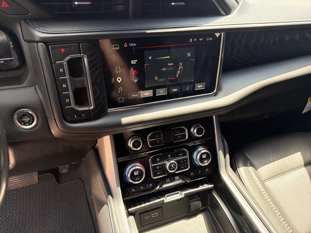 Used 2023 GMC Yukon Denali AWD/4WD image 28