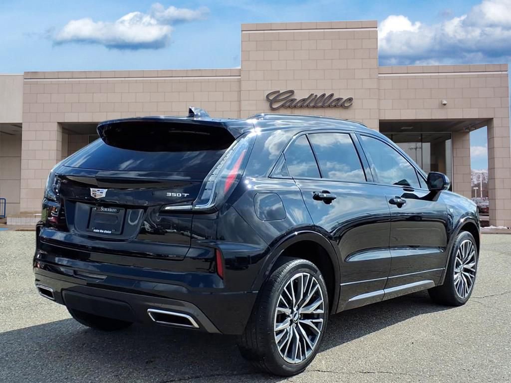 Certified 2024 Cadillac XT4 Sport AWD/4WD image 5
