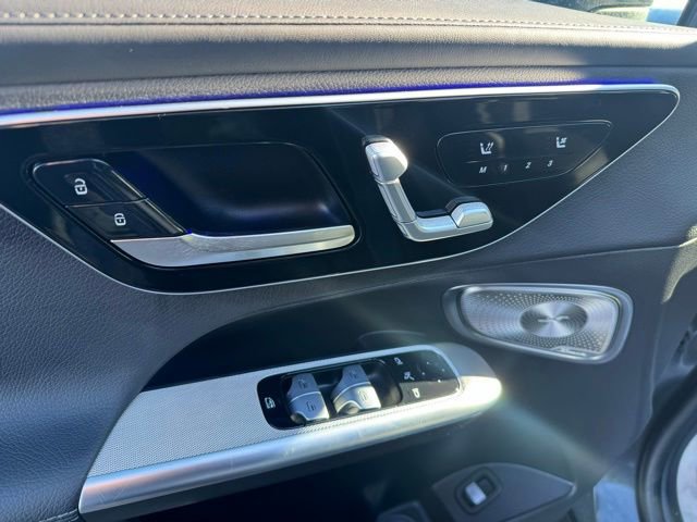 Used 2024 Mercedes-Benz GLC 300 4MATIC image 19