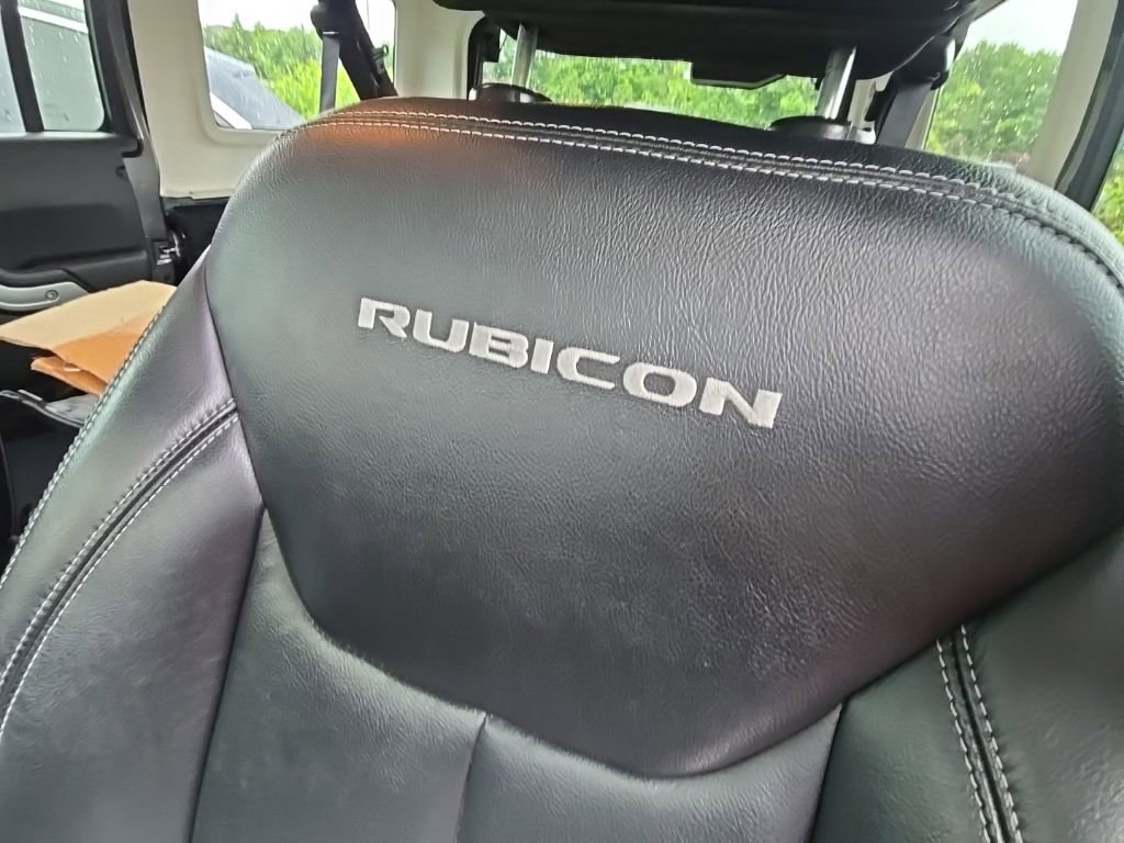 Used 2016 Jeep Wrangler Unlimited Rubicon AWD/4WD image 13