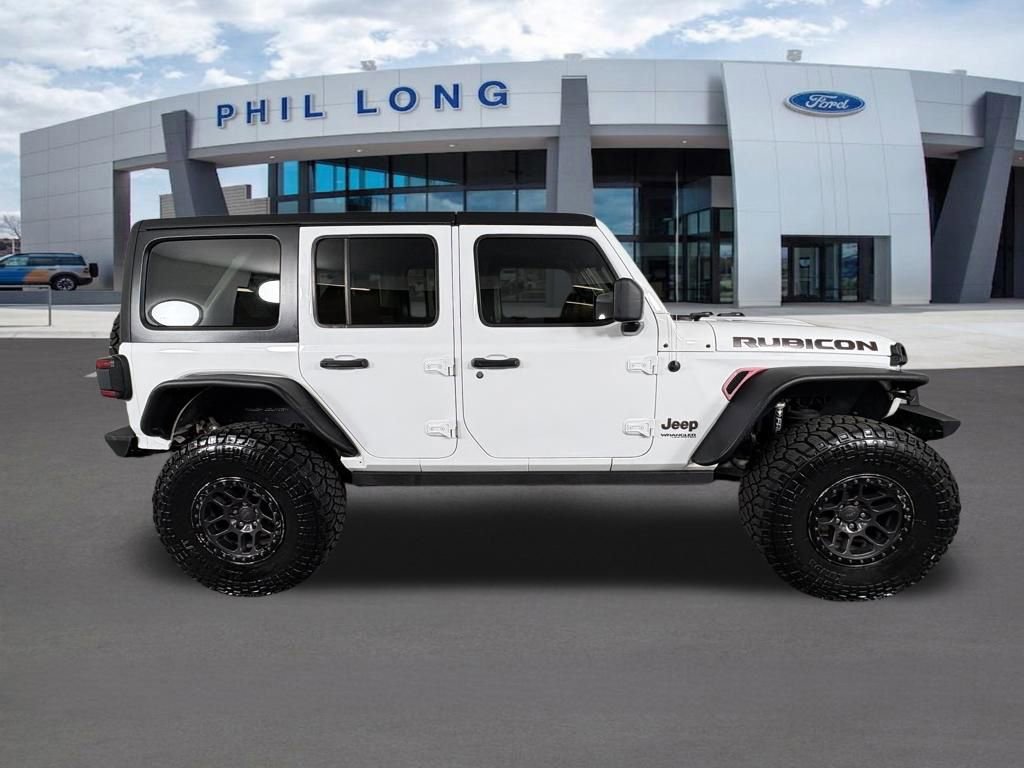 Used 2022 Jeep Wrangler Unlimited Rubicon w/ Xtreme Recon 35" Tire Package AWD/4WD image 8