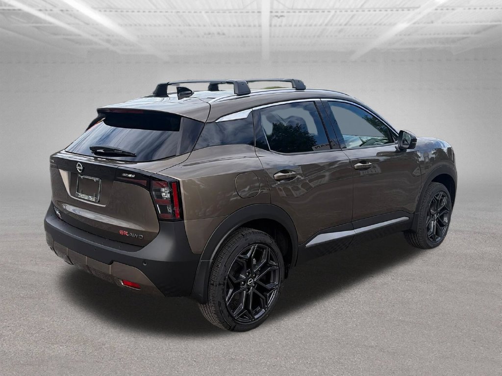 New 2026 Nissan Kicks SR w/ Cold Weather Package AWD/4WD image 6
