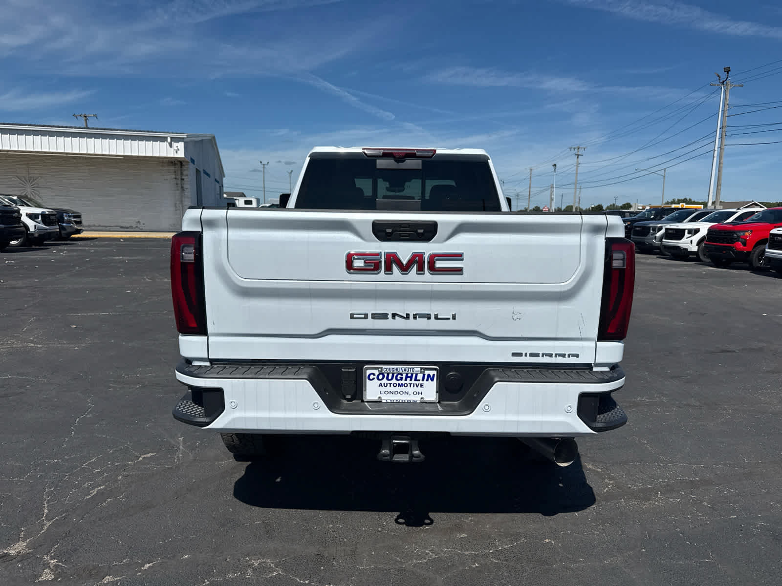 New 2026 GMC Sierra 3500 Denali w/ Denali Reserve Package AWD/4WD image 4